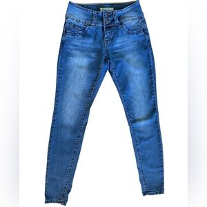 Royalty For Me WannaBettaButt Blue Wash Jeans Size 4 – Lift & Shape Denim